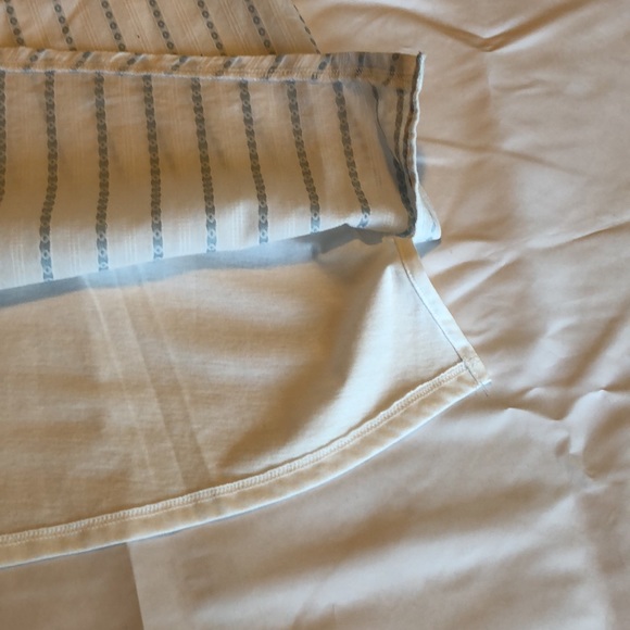 Women’s size 14 Lane Bryant blouse - Picture 3 of 6